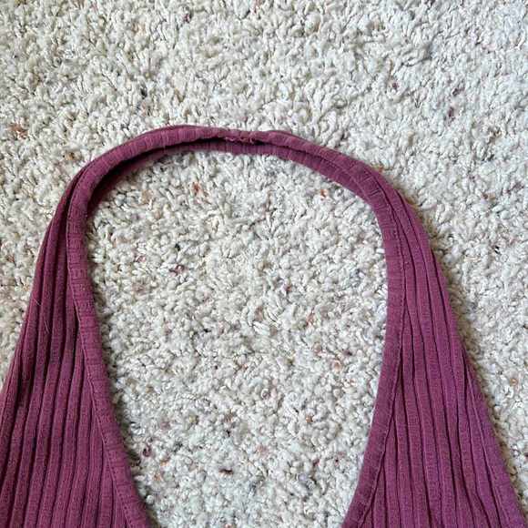 Me to We pink halter crop - Picture 5 of 6